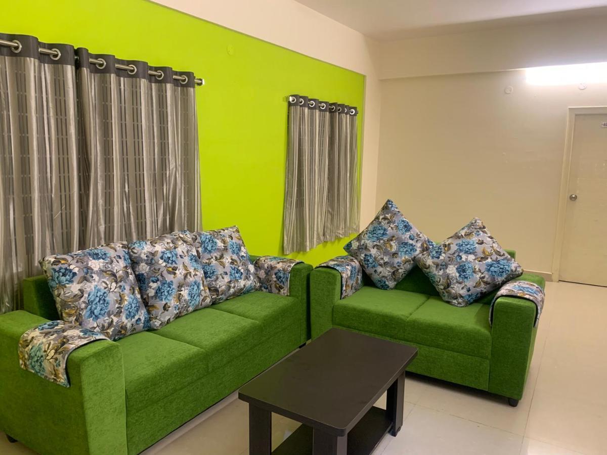 Homewood Apartment *